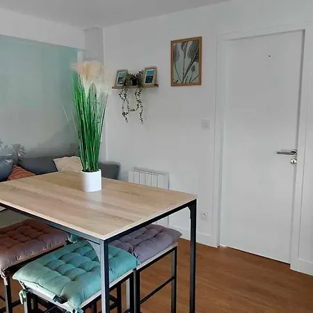 Apartment T2 *